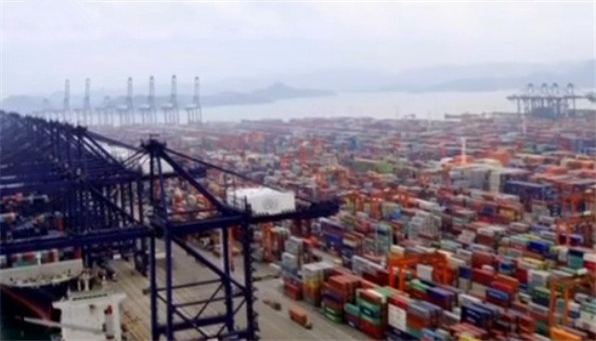 中国全面深化改革围绕六大领域立柱架梁夯制度