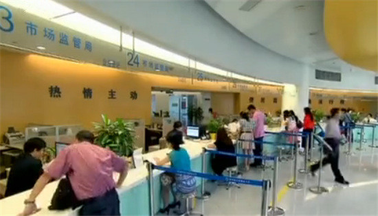 中国全面深化改革围绕六大领域立柱架梁夯制度