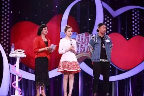 评:《中国式相亲》狭隘婚姻观只会激化家庭矛盾 评:《中国式相亲》狭隘婚姻观只会激化家庭矛盾