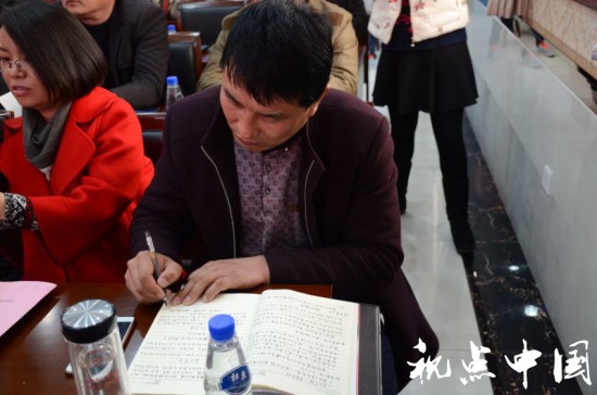 <a href=https://www.shidiannet.com/zt/shaanxi/ target=_blank class=infotextkey>陕西</a>电商进农村—走进临渭区