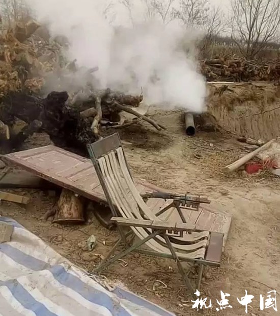 国家明令禁止的土法木炭窑在<a href=https://www.shidiannet.com/zt/shaanxi/ target=_blank class=infotextkey>陕西</a>韩城依然猖獗