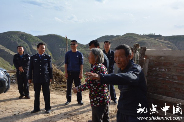 靖边交警大队大队长王世岗扎实做好精准扶贫结对帮扶工作