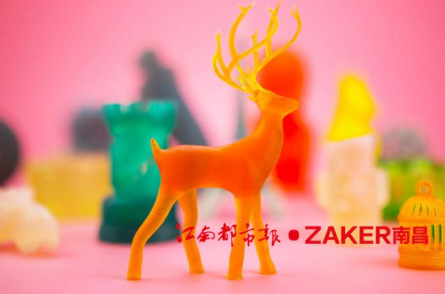 江西理工大学毕业生研发3D打印机 国外众筹破50万