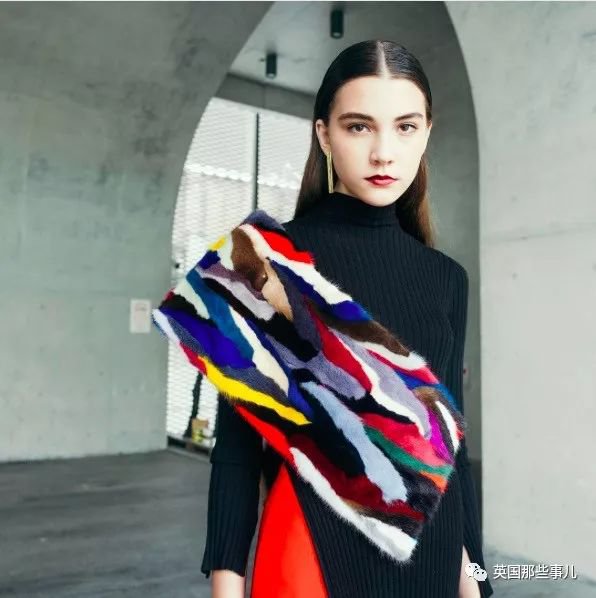 14岁俄罗斯模特Vlada走秀为何死亡？<a href=https://www.shidiannet.com/GB/shanghai/ target=_blank class=infotextkey>上海</a>时装周回应