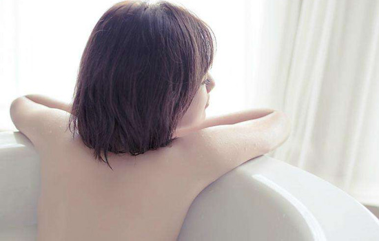 哺乳后如何丰胸 哺乳后丰胸的技巧食补大揭密