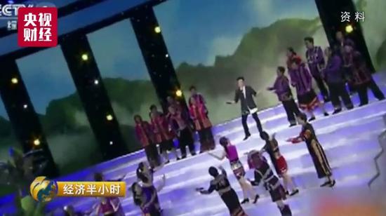 云南普洱市老达保村一村村民人人开&ldquo;演艺公司&rdquo; 光分红就是200多万