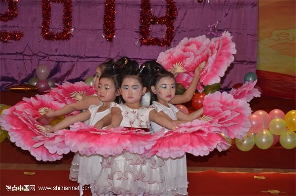 <a href=https://www.shidiannet.com/zt/shaanxi/ target=_blank class=infotextkey>陕西</a>神木大保当镇爱心幼儿园举办迎新年庆元旦联欢活动