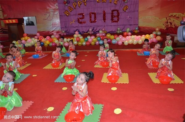 <a href=https://www.shidiannet.com/zt/shaanxi/ target=_blank class=infotextkey>陕西</a>神木大保当镇爱心幼儿园举办迎新年庆元旦联欢活动