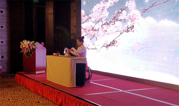 首届&ldquo;吉盛祥&rdquo;全国普洱茶表演总决赛暨新茶商赢利模式论坛西安举行