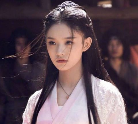 穿古装最惊艳的四位女星 热巴垫底 林允排第二 第一很美