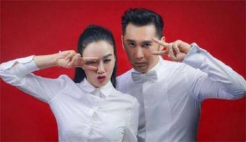 赵丽颖晒结婚照宣布喜讯 对比众明星结婚照你感觉谁最甜