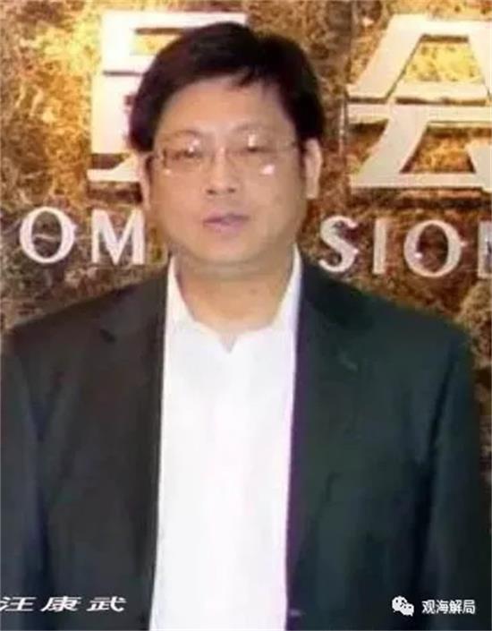 <a href=https://www.shidiannet.com/GB/shanghai/ target=_blank class=infotextkey>上海</a>滩“头号法枭”被判无期 小圈子2人获刑2人待审