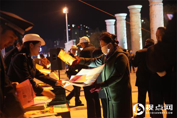 <a href=https://www.shidiannet.com/zt/jingbian/ target=_blank class=infotextkey>靖边</a>公安开展平安创建集中宣传活动