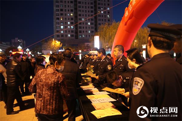<a href=https://www.shidiannet.com/zt/jingbian/ target=_blank class=infotextkey>靖边</a>公安开展平安创建集中宣传活动