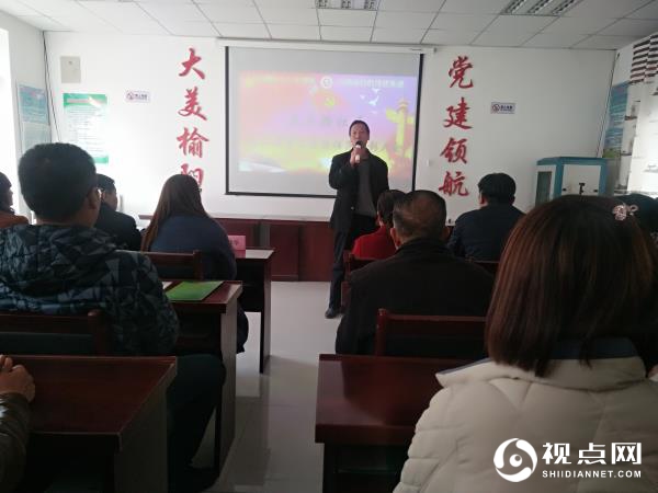社区“身边好人”代表闫凤生发言.jpg