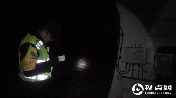 延安黄陵铁警积极排查铁路线路隐患全力确保春运返程高峰安全