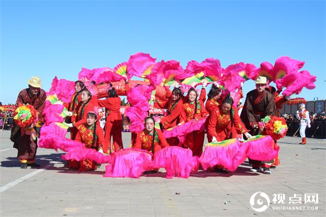 神木市大保当镇举办精彩秧歌汇演 为群众送上文化大餐