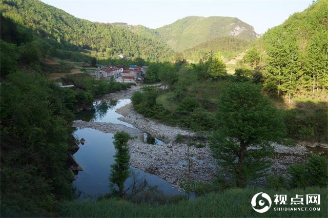 汉中西乡县堰口镇蒋家坝村举办首次“世外桃源”踏寻探访旅游文化活动