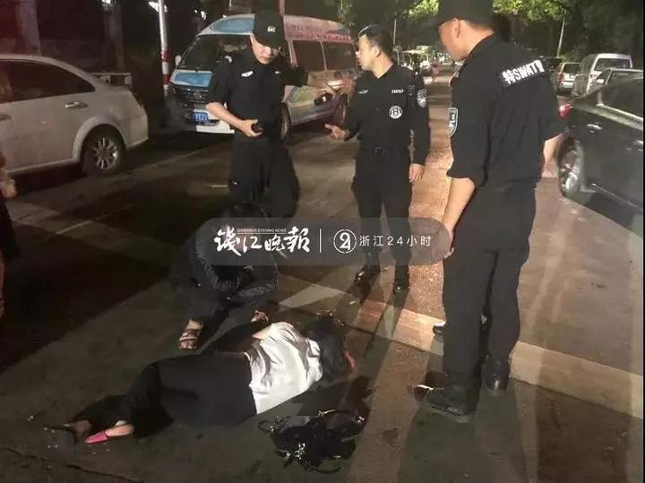 温州市一女司机开车时和老公吵架 一气之下跳车了