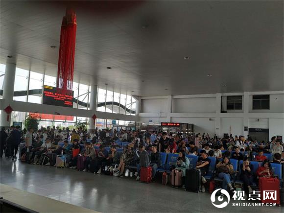 <a href=https://www.shidiannet.com/GB/zhejiang/ target=_blank class=infotextkey>浙江</a>省江山站推进优化旅客服务质量