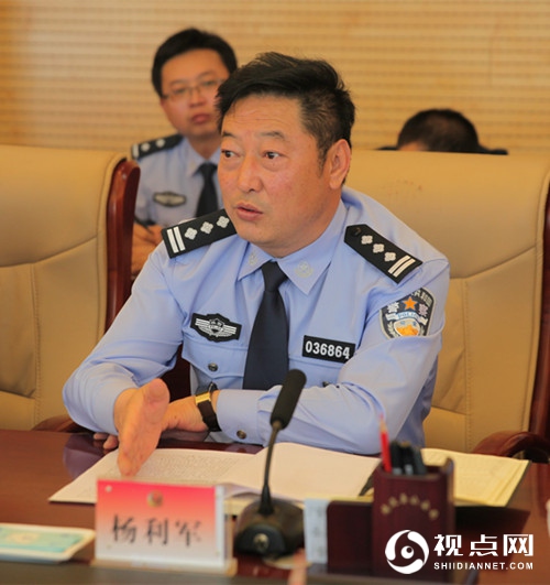 <a href=https://www.shidiannet.com/zt/jingbian/ target=_blank class=infotextkey>靖边</a>县县长贺湘如调研指导公安工作