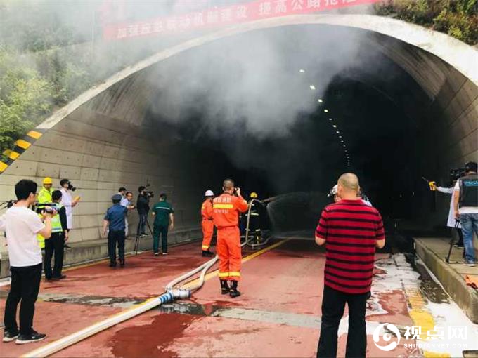 汉中市和西乡县联合在堰口镇举行2019年公路突发事件处置应急演练