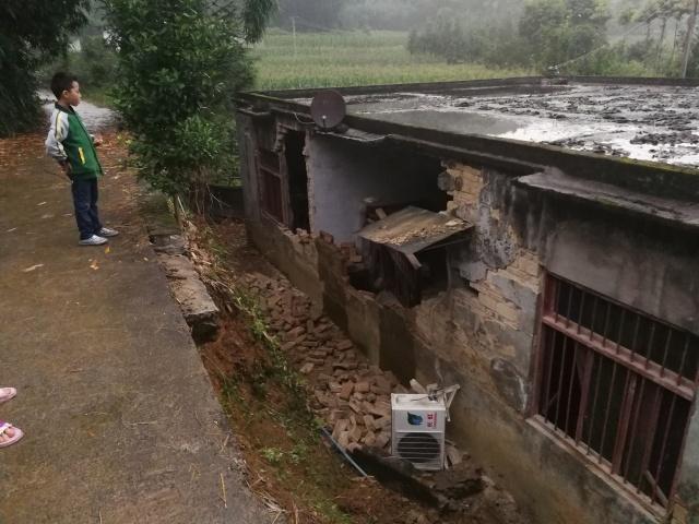 <a href=https://www.shidiannet.com/GB/sichuan/ target=_blank class=infotextkey>四川</a>省宜宾市长宁县发生6.0级地震 救援正在展开