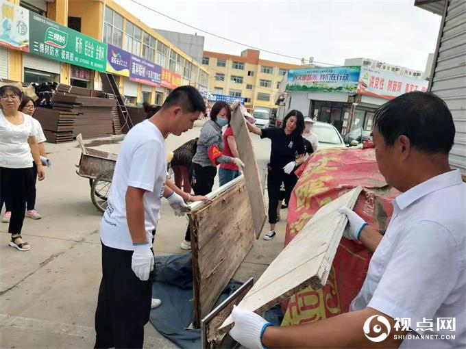 榆阳区春苑社区周末不停歇 持续进行人居环境整治