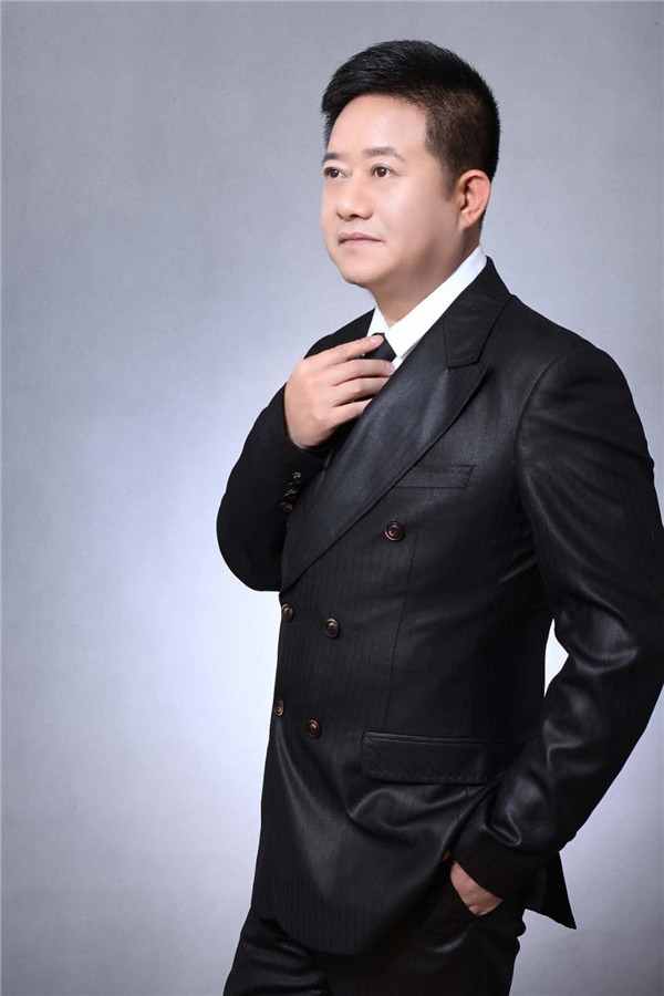 走进西部美容美发第一人常富和他的国际兰梦美容美发学校