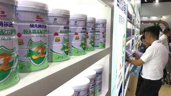 结婚率出生率双降 奶粉业凛冬将至