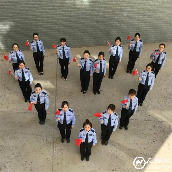 <a href=https://www.shidiannet.com/zt/jingbian/ target=_blank class=infotextkey>靖边</a>交警：我与祖国共庆生 忠诚履职保大庆