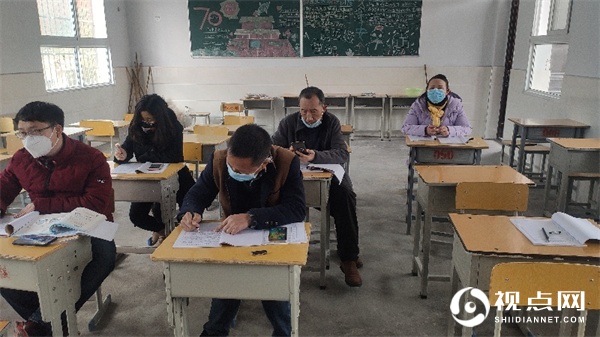 汉中市西乡县堰口镇九年制学校开展学雷锋活动