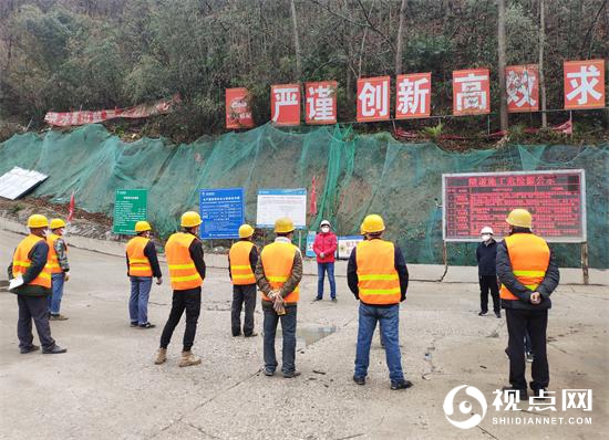对当地招收的务工人员进行岗前防疫培训