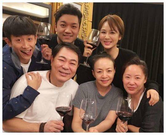 60岁的宋丹丹今年将退休 <a href=https://www.shidiannet.com/GB/beijing/ target=_blank class=infotextkey>北京</a>人艺：观众舍不得！