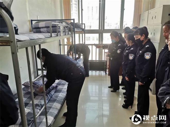 <a href=https://www.shidiannet.com/zt/jingbian/ target=_blank class=infotextkey>靖边</a>县公安局指挥中心开展接处警业务集中培训