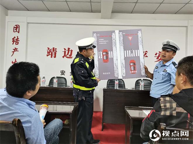 靖边交警进汽车出租公司开展“车让人，人守规”文明交通宣讲