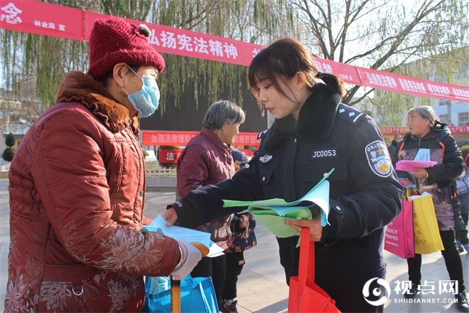 绥德县公安局积极参加宪法日集中宣传活动