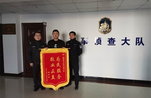 2人流窜扒窃11起被绥德警方连窝端