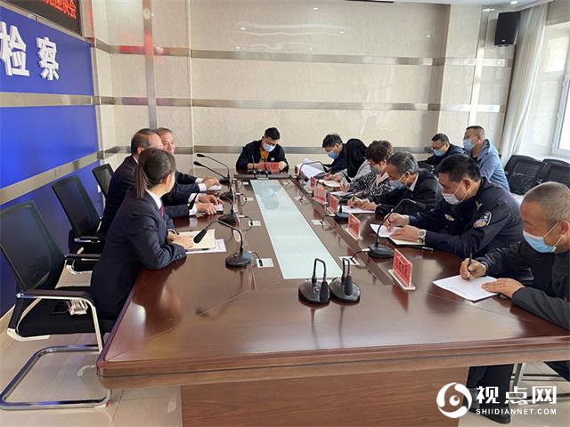 鸡西市梨树区检察院召开整治顽瘴痼疾征求意见座谈会