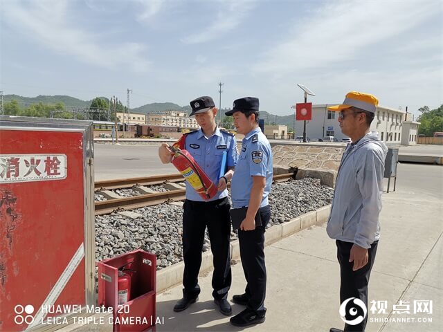 端午安保我在岗：延安铁警全力守护旅客出行平安