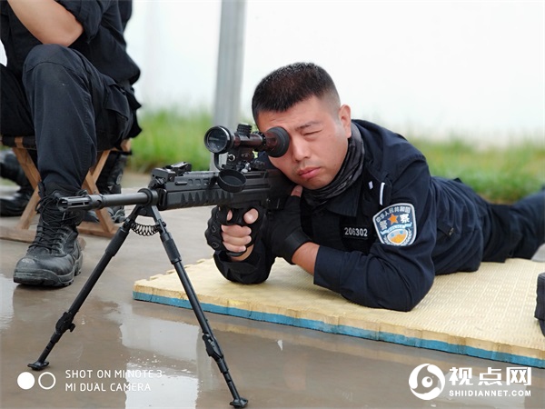 延安站派出所优秀党员民警石阳阳：最美基层民警，我身边的榜样