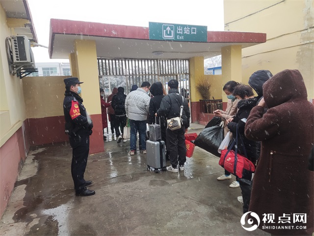 “虎年”春节假日 蒲城铁警是这样过的