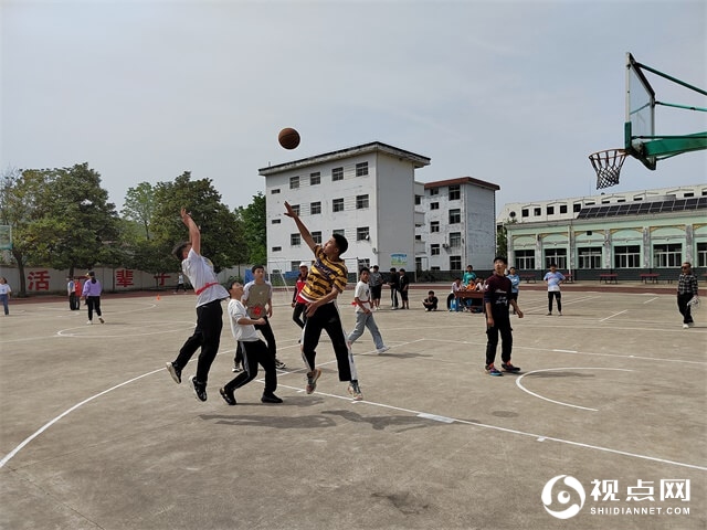 汉中市西乡县隆基中学召开2022年春季趣味运动会