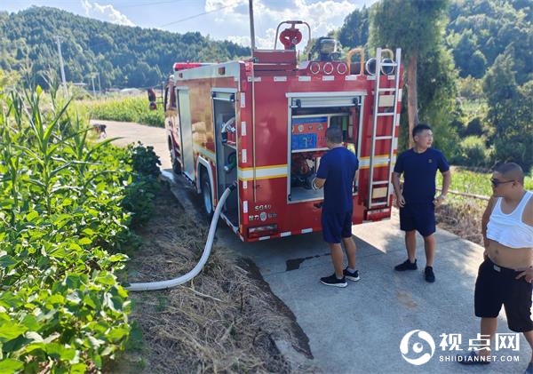 抗旱三级应急响应三台送水到农户