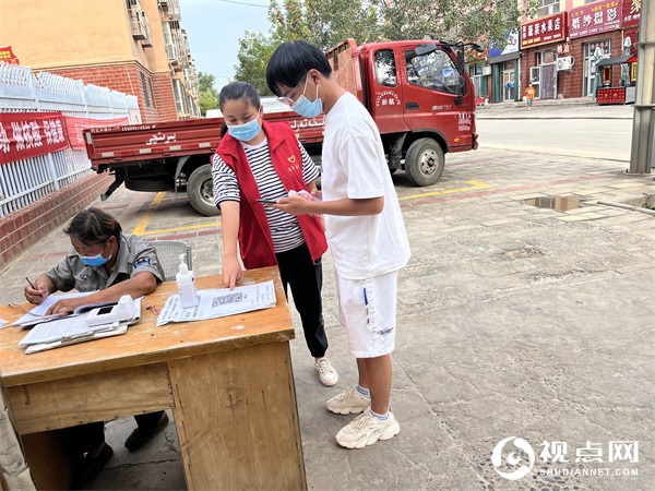 聚焦“疫”线丨文化路社区：返乡大学生为疫情防控贡献“青春力量”