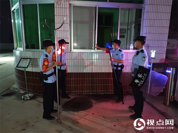 蒲城铁路公安开展“百日行动”第三次夏夜治安巡查宣防集中统一行动
