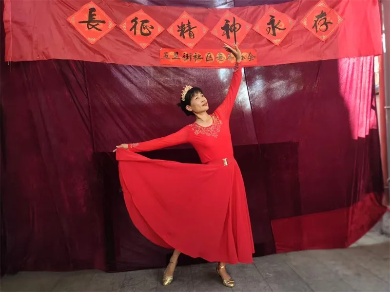 福建永春县五里街社区老年协会举办纪念红军长征胜利九十周年文艺演出活动 福建永春县五里街社区老年协会举办纪念红军长征胜利九十周年文艺演出活动